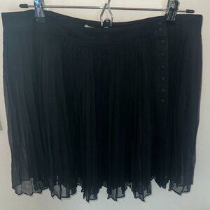 Kimchi & Blue Women's Black Pleated Chiffon Mini Skirt Size M